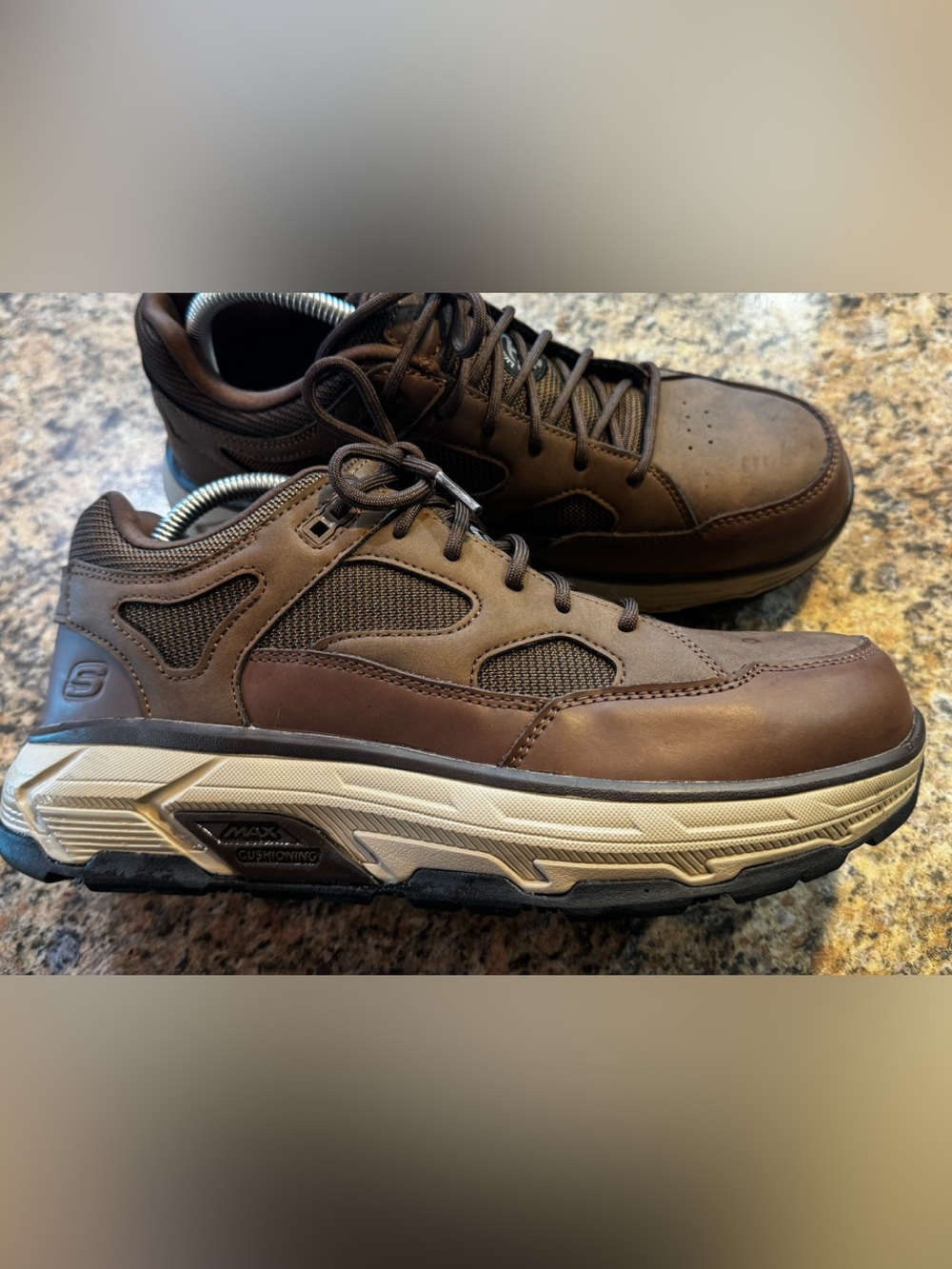Skechers Mens Size 8.5 Max Safety Shoe 200045 Brown Safety Toe work Anti Slip